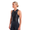 Atleta con el trisuit sin mangas Activate para mujer en negro, primer plano de perfil, en un estudio blanco.