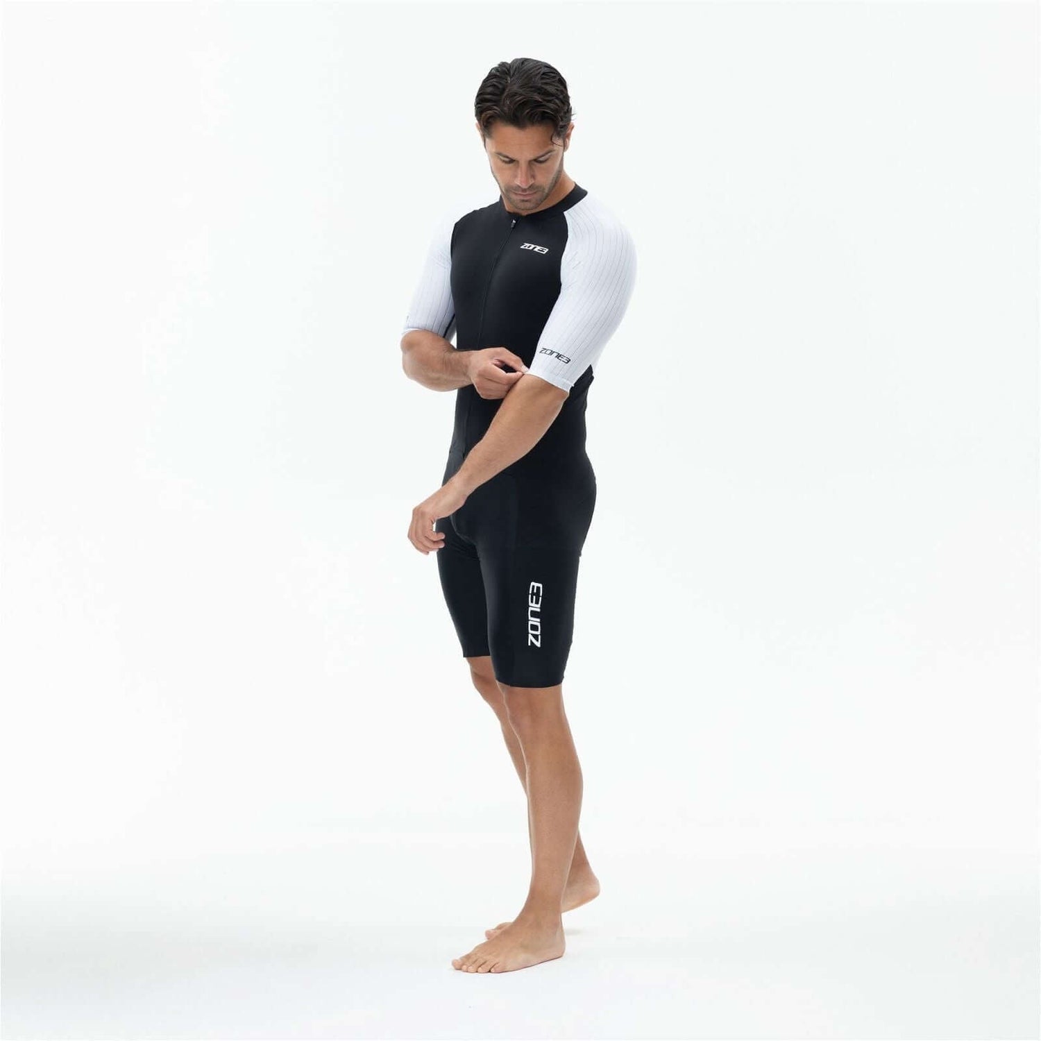 Trisuit Lava Long Distance de Manga Corta con Cremallera Completa - ZONE3